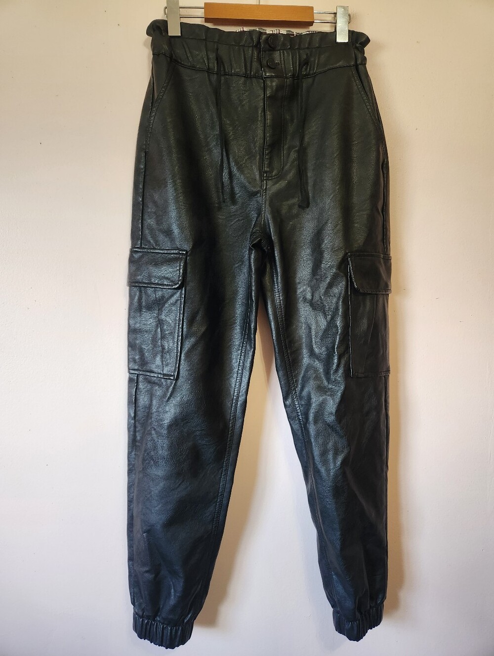 KanCan Paperbag Waist Vegan Faux Leather Cargo Pants Black Size M EUC Moto